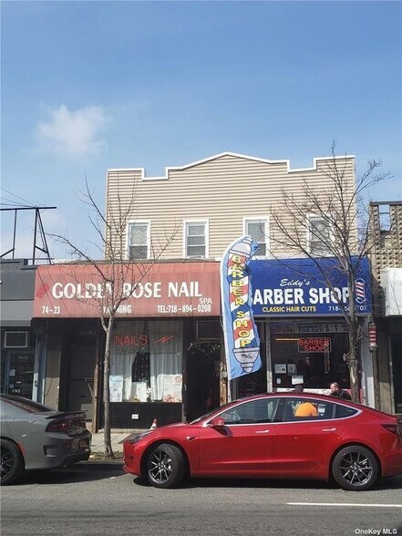7423 Metropolitan Ave, Flushing, NY for sale - Primary Photo - Image 1 of 1