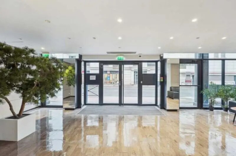 38 Rue Victor Hugo, Levallois-Perret for lease - Lobby - Image 2 of 20