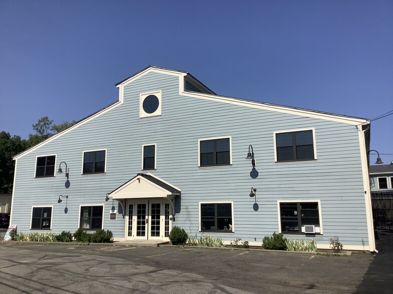 19 Willow St, Natick, MA for lease - Building Photo - Image 2 of 25