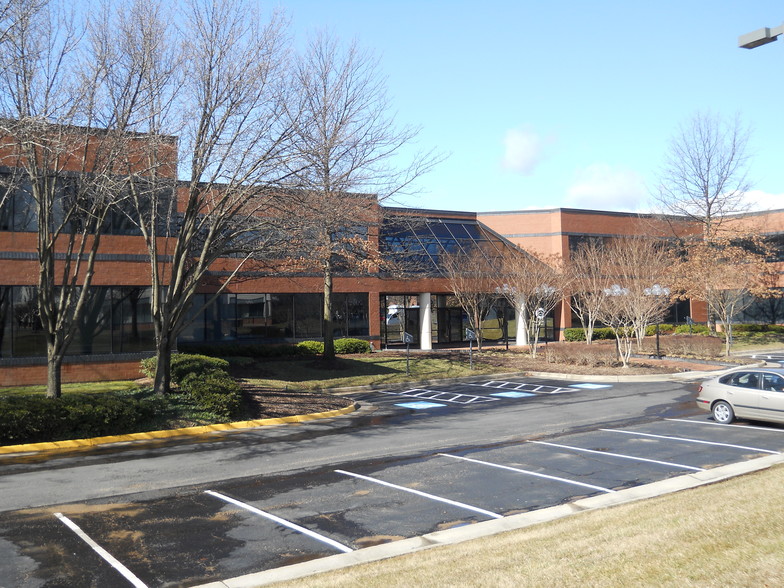 741 Miller Dr SE, Leesburg, VA for lease - Building Photo - Image 2 of 5