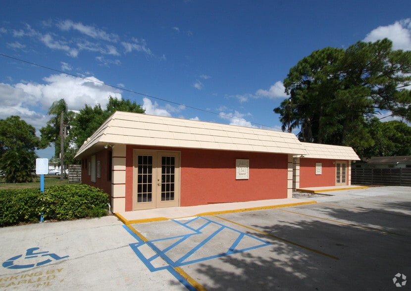 3003 26th St, Bradenton, FL for sale - Primary Photo - Image 1 of 18