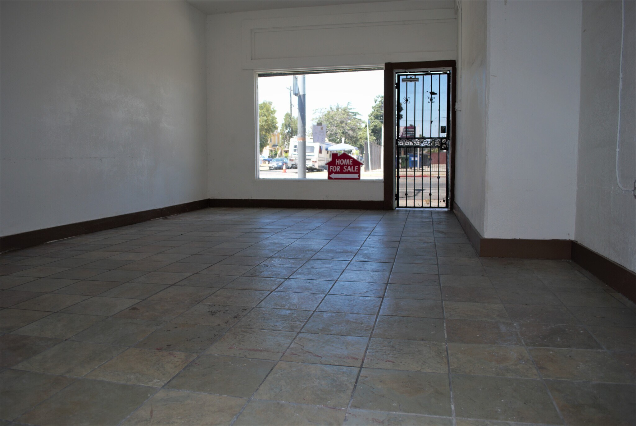 10024 S Main St, Los Angeles, CA for sale Building Photo- Image 1 of 1