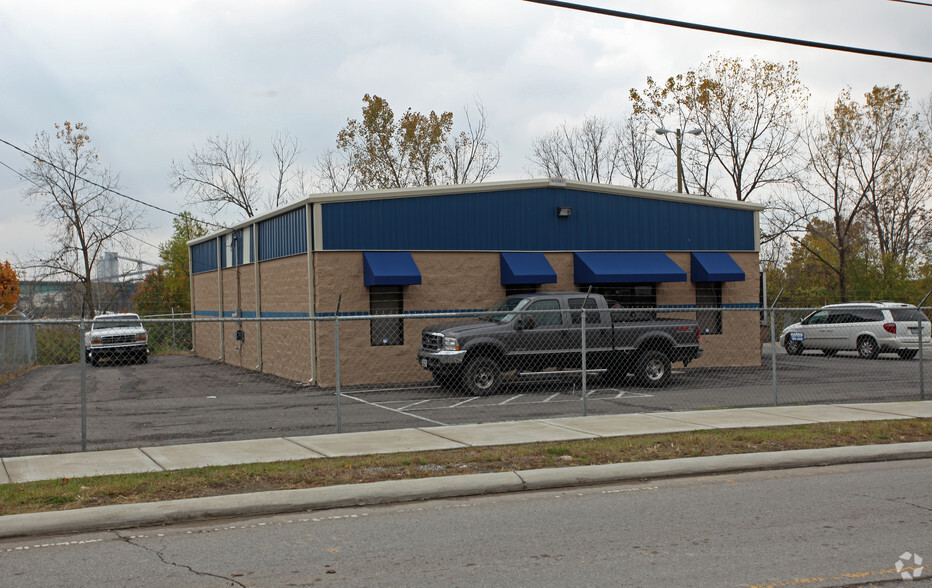 1314 Baptist World Center Dr, Nashville, TN for lease - Building Photo - Image 2 of 4