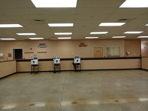 2002 N St, Lincoln, NE for lease Interior Photo- Image 2 of 11