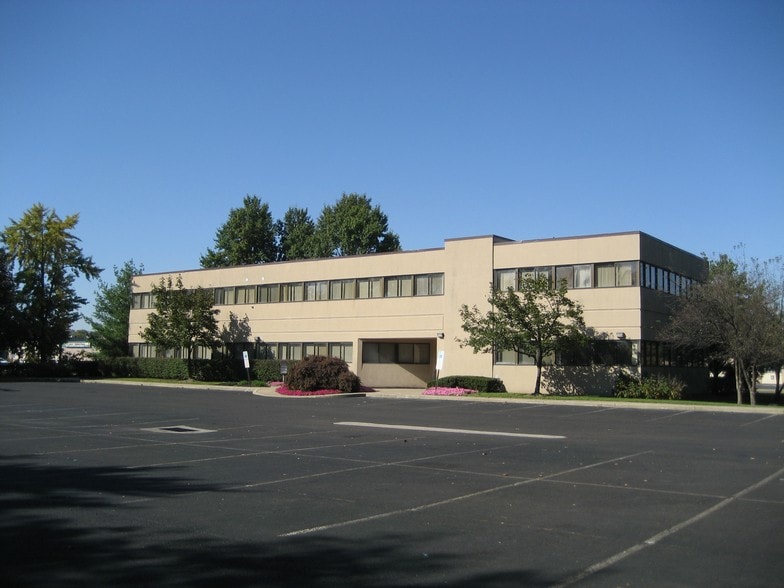 3103 Hulmeville Rd, Bensalem, PA for lease - Building Photo - Image 3 of 7