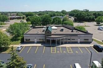 1511 Northway Dr, Saint Cloud, MN for lease Building Photo- Image 2 of 17