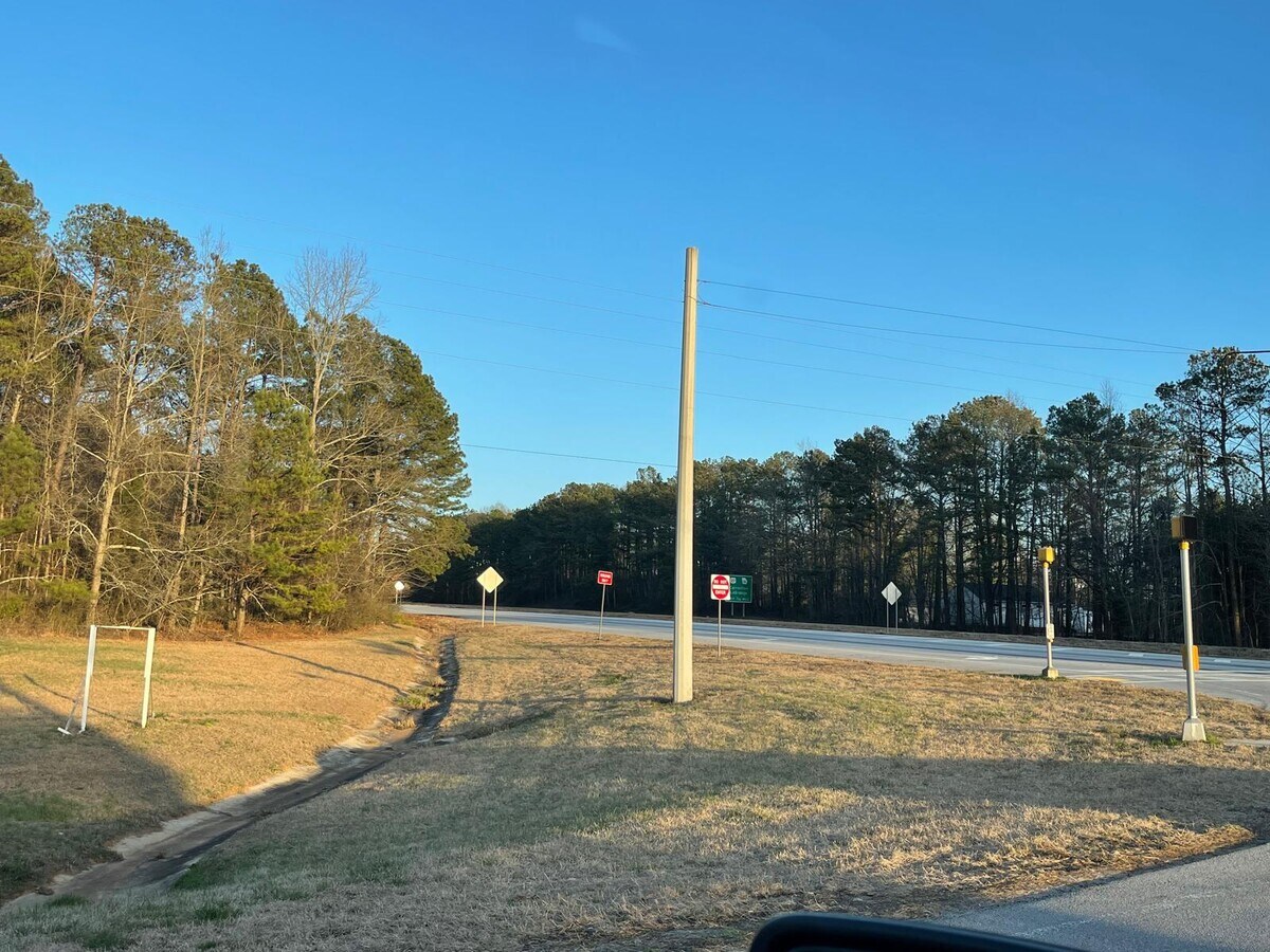 890 HAYS MILL Rd, Carrollton, GA 30117 Two Acres Zoned for Gas Station Construction!