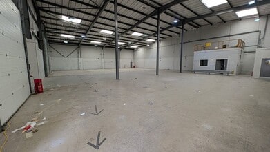 Majestic Rd, Nursling for lease Interior Photo- Image 1 of 4