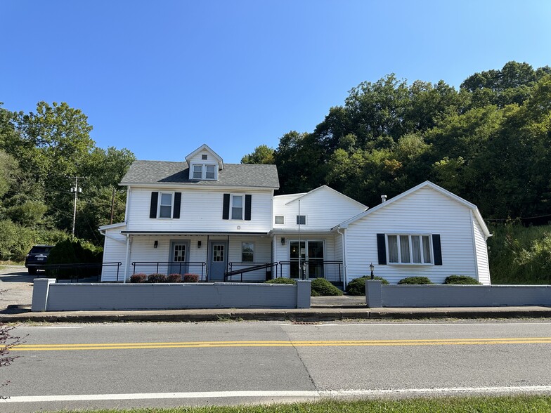 287 W Main St, Salem, WV for sale - Building Photo - Image 1 of 1