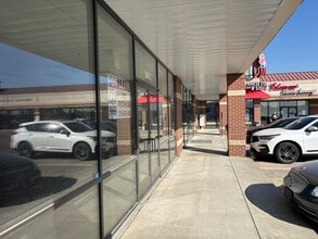 900 Hayes Dr, Manhattan, KS for lease Building Photo- Image 2 of 14