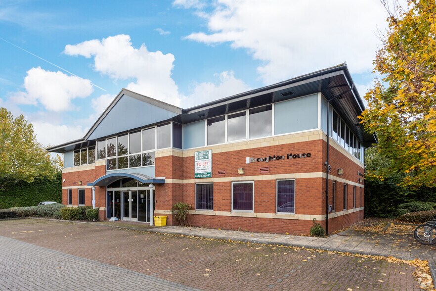 Blackbrook Park Ave, Taunton, TA1 2PP