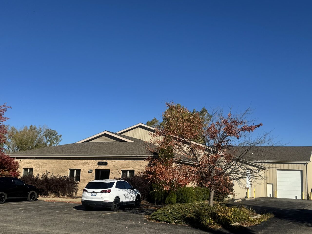 7636 Northport Dr, Lansing, MI for lease Building Photo- Image 1 of 12