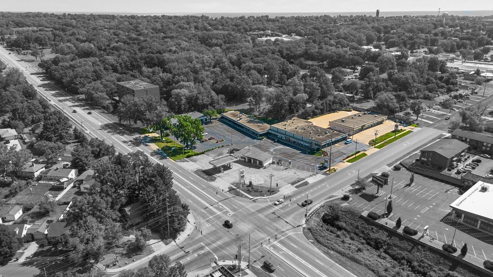 Oak Cliff Park portfolio of 4 properties for sale on LoopNet.com - Building Photo - Image 2 of 14