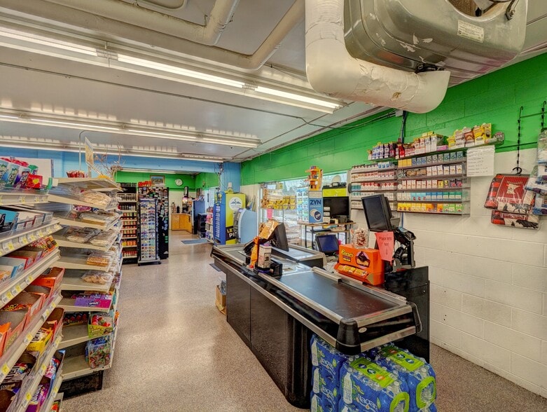 7125 MN-61, Tofte, MN for sale - Building Photo - Image 2 of 21