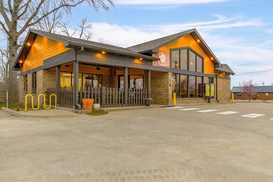 1009 N Providence Rd, Columbia, MO for lease - Building Photo - Image 3 of 40