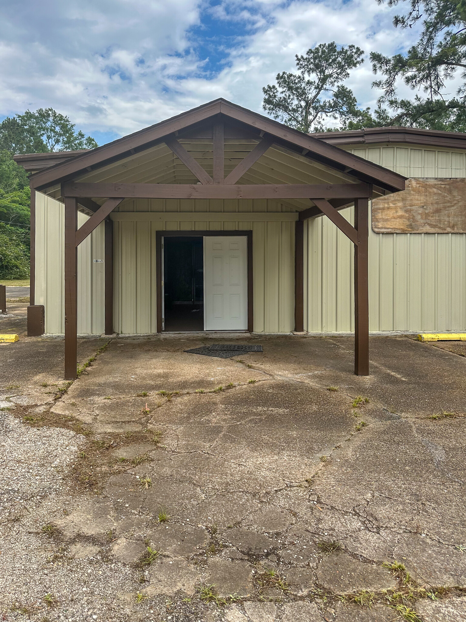 10050 Hwy 87 North, Orange, TX for lease Building Photo- Image 1 of 3