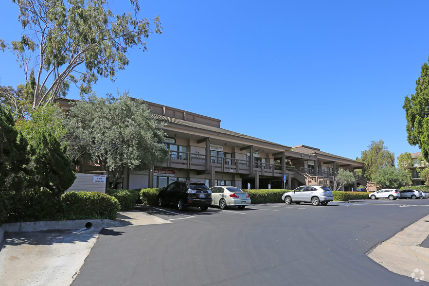 7183-7189 Navajo Rd, San Diego, CA for lease - Primary Photo - Image 2 of 16