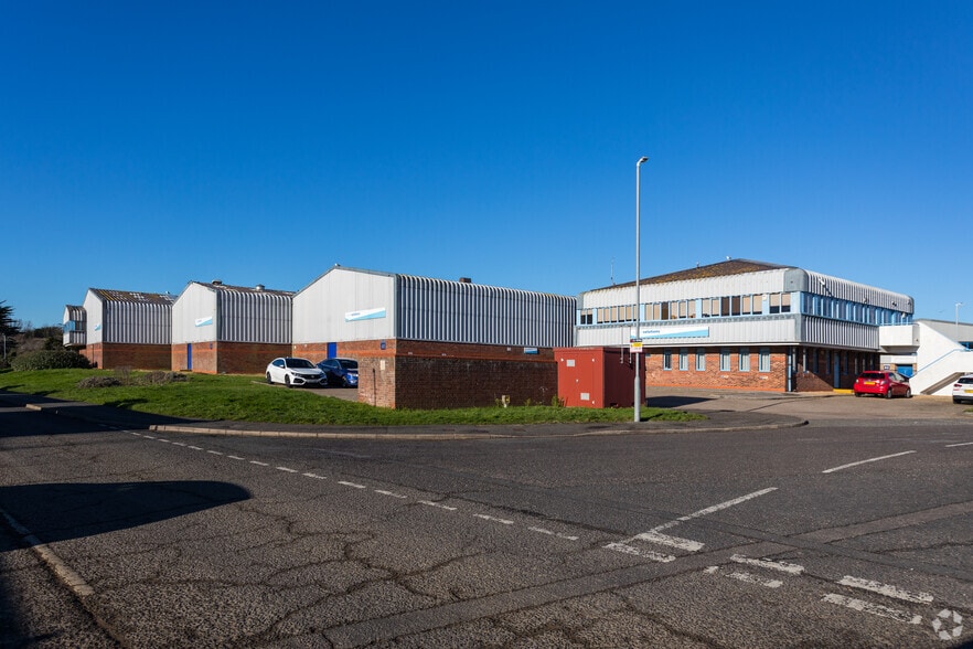 Newton Rd, Peacehaven for lease - Building Photo - Image 2 of 5