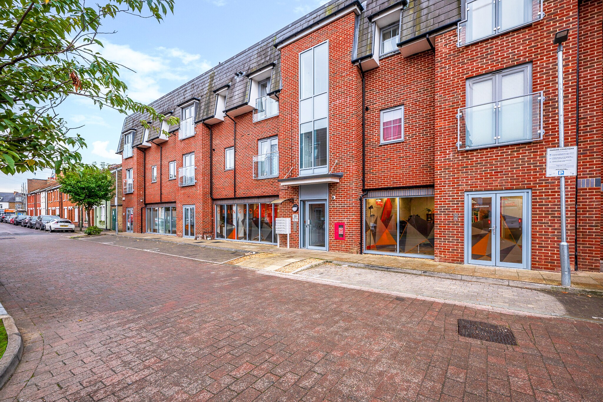 24-36 Scotts Rd, Bromley for sale Primary Photo- Image 1 of 11