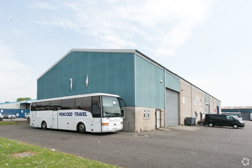 George St, Bridgend for sale - Primary Photo - Image 1 of 1