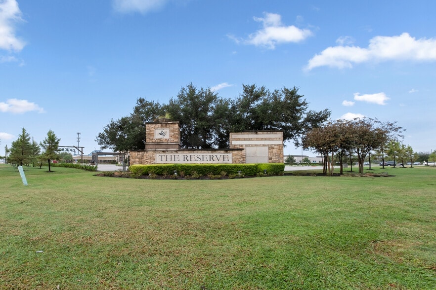 23410 Grand Reserve Dr, Katy, TX for sale - Building Photo - Image 3 of 8