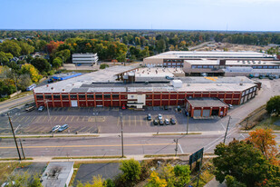 111 W Mount Hope Ave, Lansing MI - Warehouse