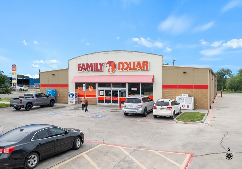 200 S State Highway 359, Mathis, TX for sale - Building Photo - Image 1 of 4