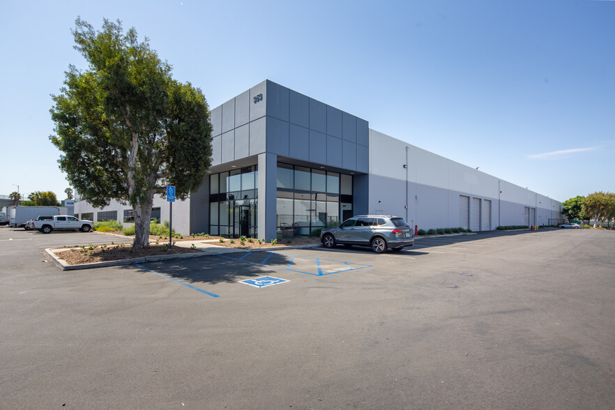 353 N Euclid Way, Anaheim, CA for lease - Building Photo - Image 1 of 6