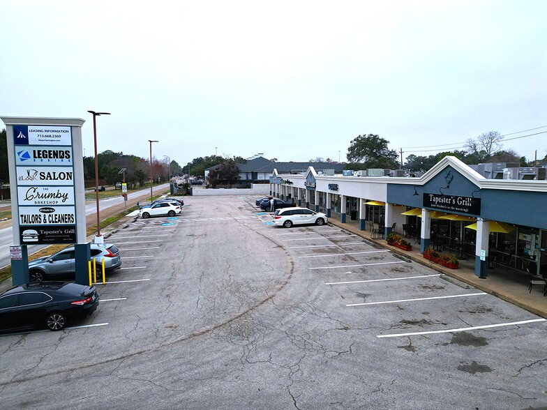 4520-4534 Beechnut St, Houston, TX for lease - Building Photo - Image 1 of 7