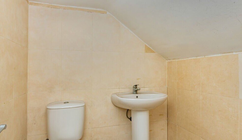 Retail in CASTELLÓN DE LA PLANA for sale - Interior Photo - Image 1 of 16