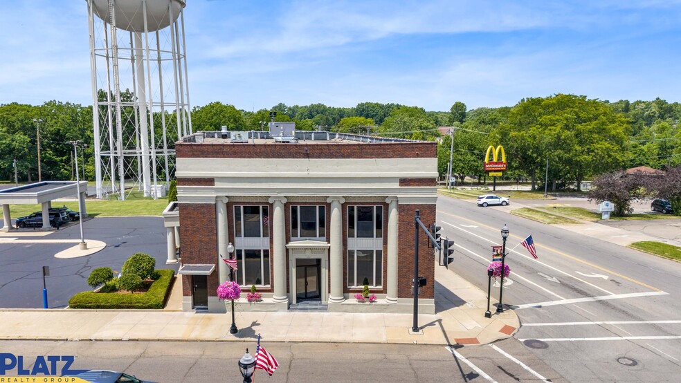 20 S Canal St, Newton Falls, OH for lease - Building Photo - Image 1 of 16