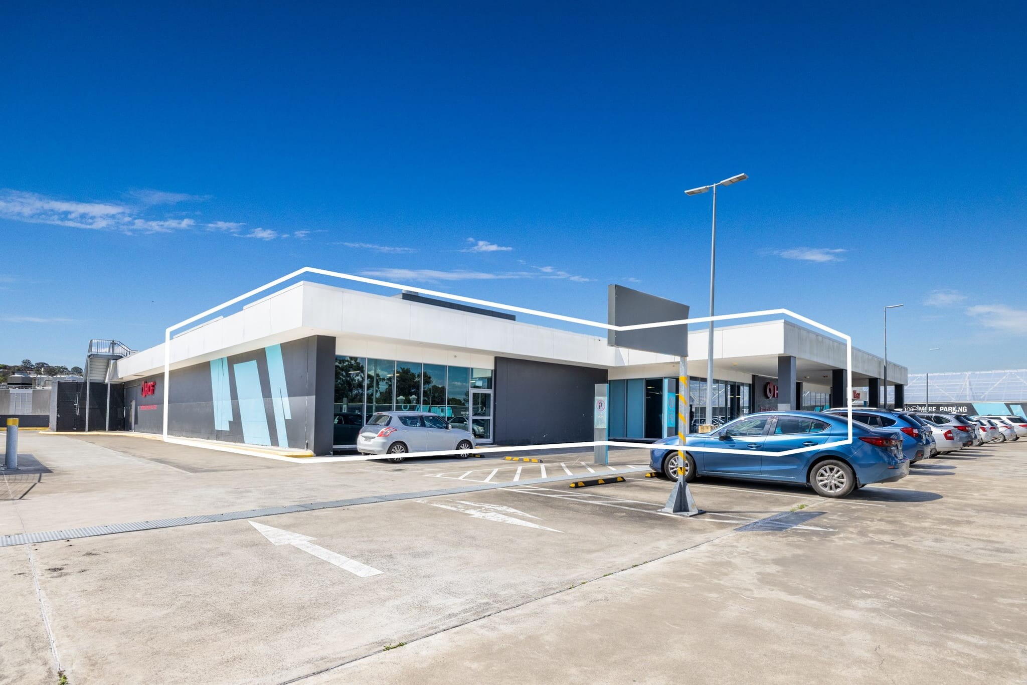 Old Pittwater Rd, BROOKVALE for lease Building Photo- Image 1 of 10