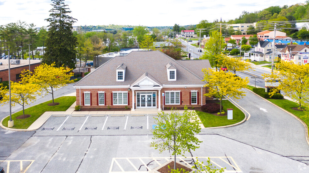 10620 York Rd, Cockeysville, MD for lease - Building Photo - Image 1 of 4