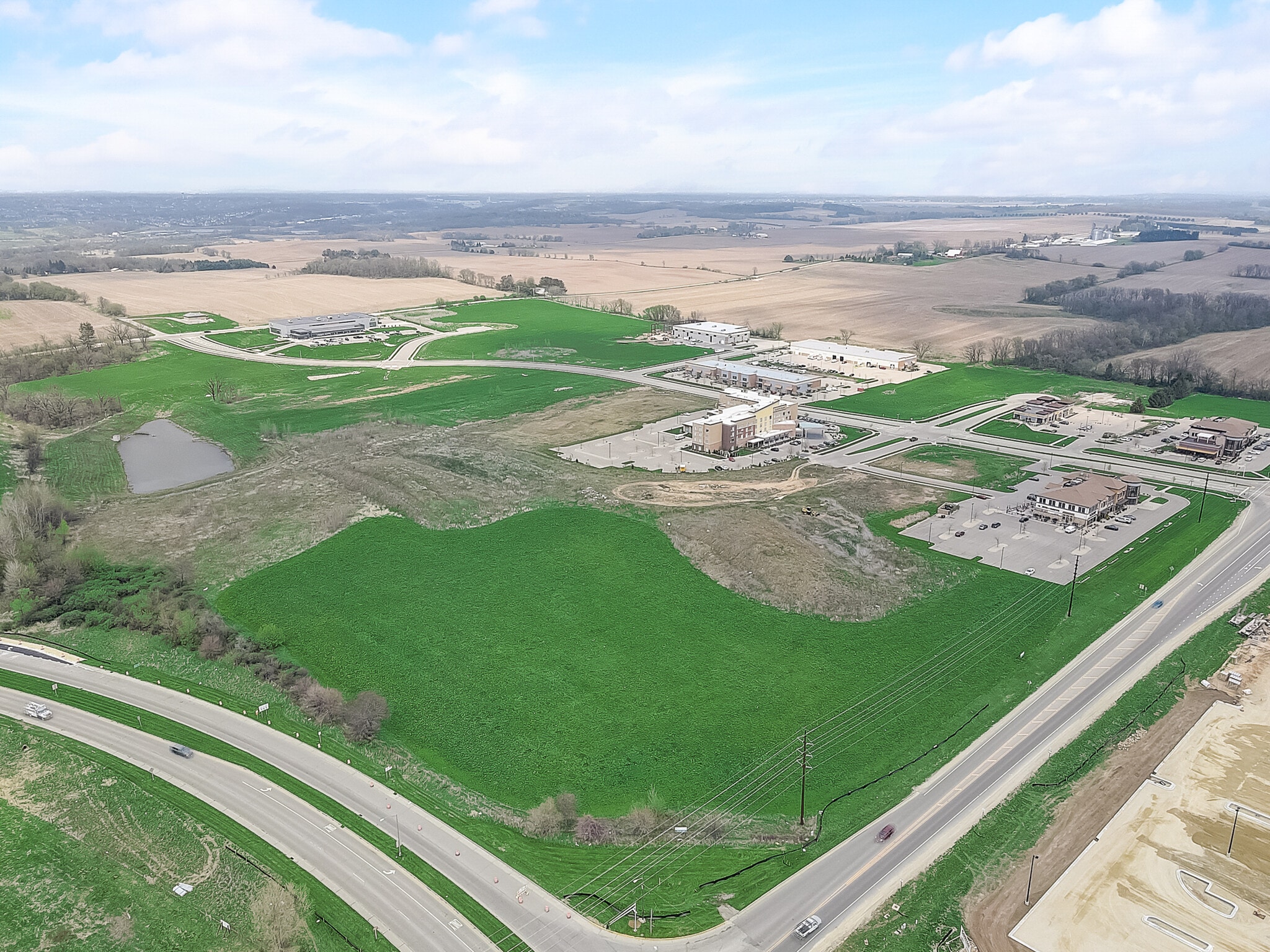 Liberty Dr, Verona, WI for sale Primary Photo- Image 1 of 2