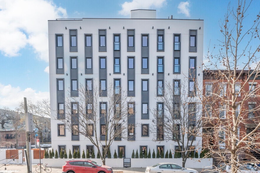 1071-1079 Fulton St, Brooklyn, NY for sale - Building Photo - Image 2 of 16