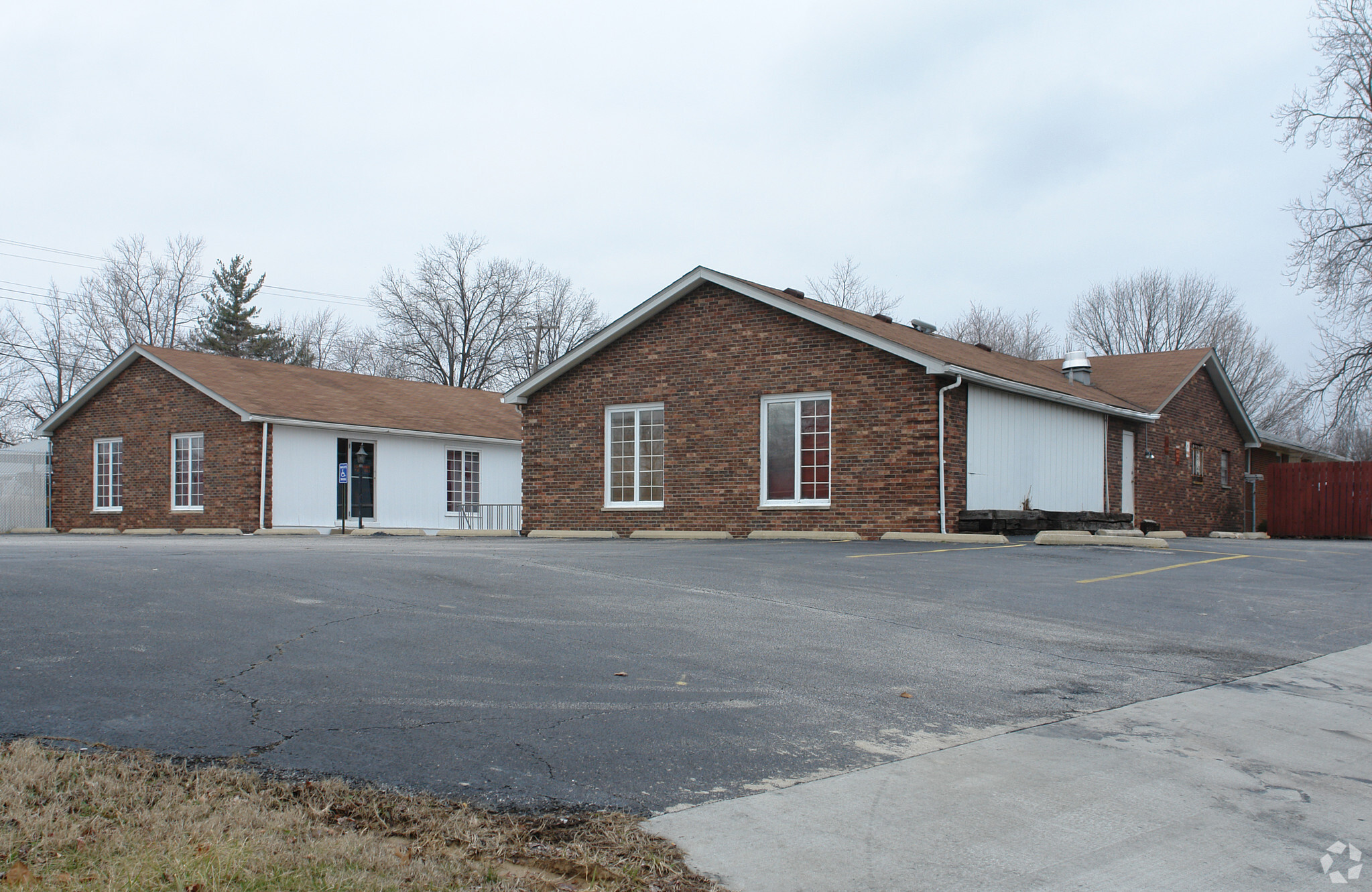 1 Pleasant Ln, Fairview Heights, IL for sale Primary Photo- Image 1 of 1