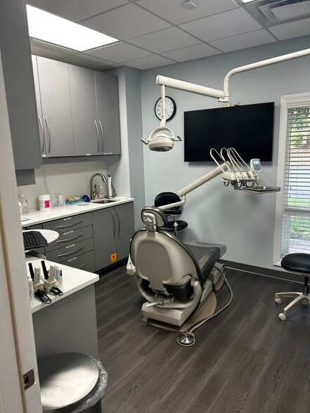 1345 Hembree Rd, Roswell, GA for sale - Building Photo - Image 1 of 14