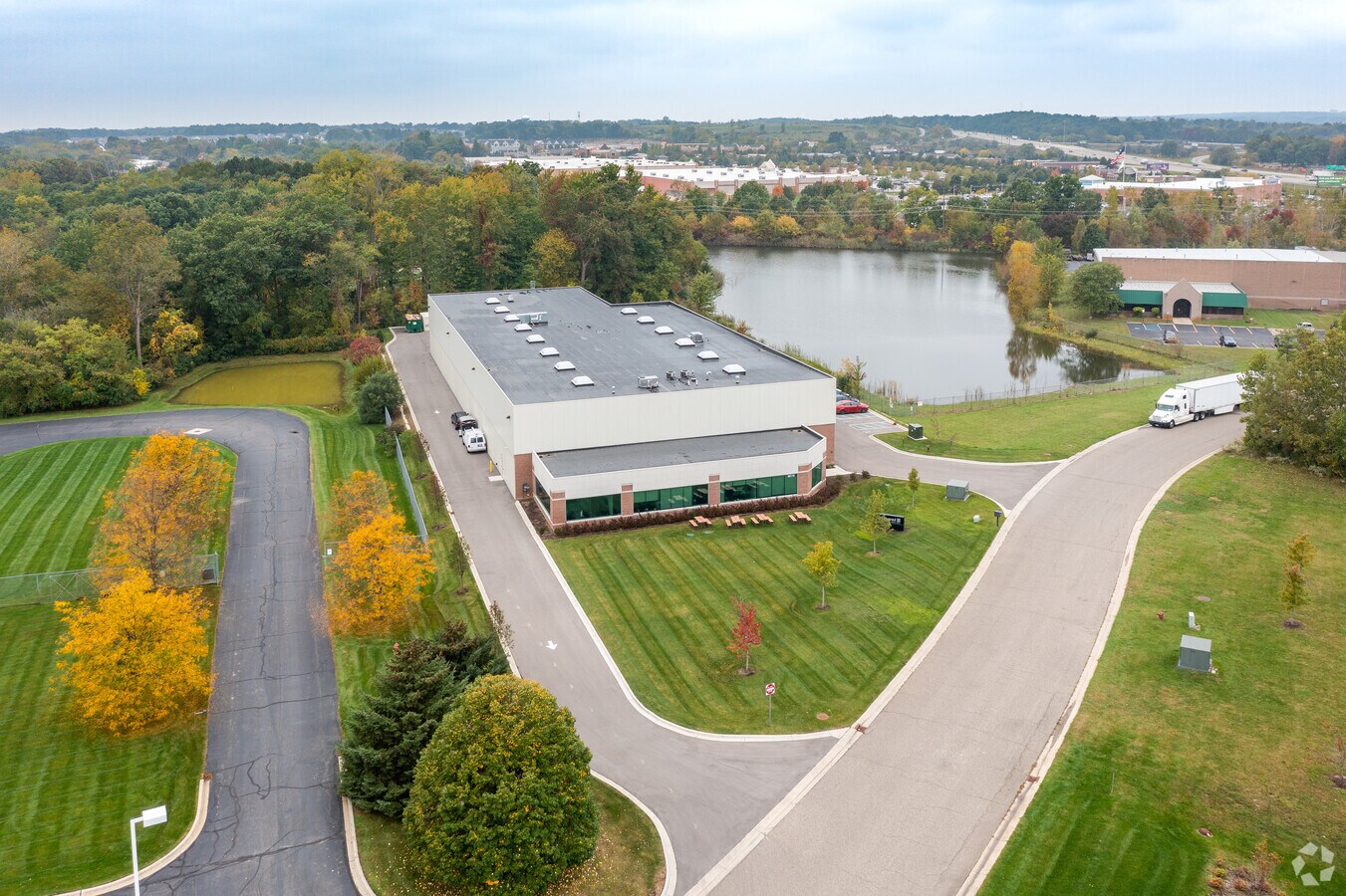 30119 Research Dr, New Hudson, MI 48165 Industrial for Lease