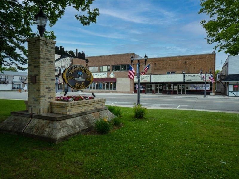 1118 Washington St, Manitowoc, WI for sale Primary Photo- Image 1 of 1