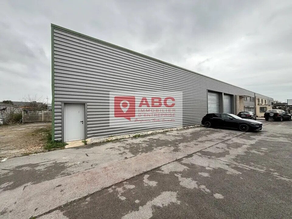 Flex in Saint-Jean-de-Védas for lease Building Photo- Image 1 of 5