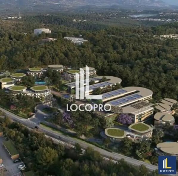 Office in Valbonne for lease - Building Photo - Image 3 of 8