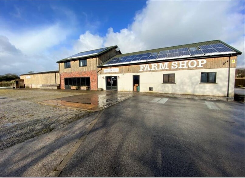 Barrowford Rd, Burnley for sale - Primary Photo - Image 1 of 1