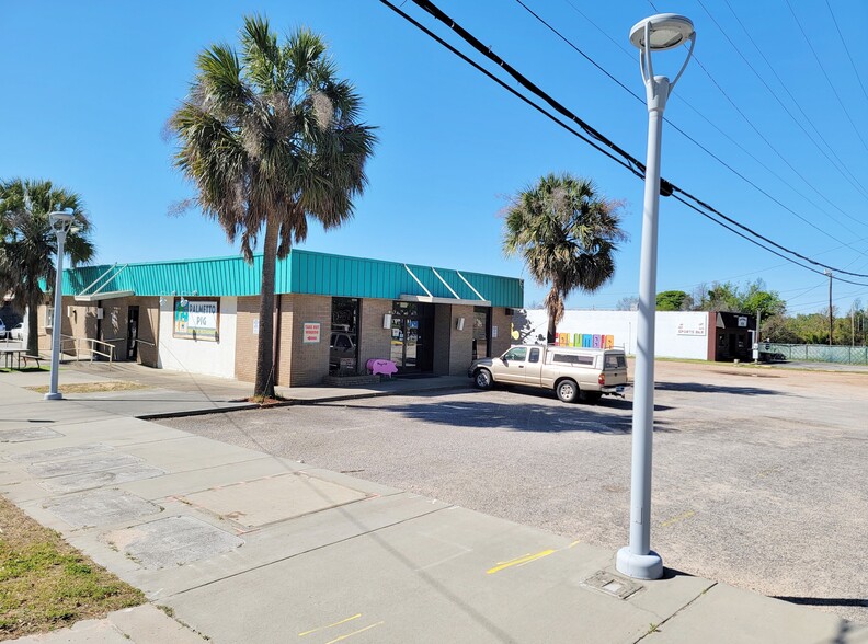 530 Devine St, Columbia, SC for sale - Building Photo - Image 3 of 28