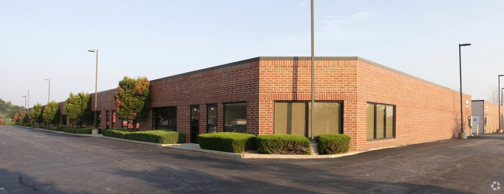 31632 N Ellis Dr, Volo, IL for lease - Building Photo - Image 2 of 6
