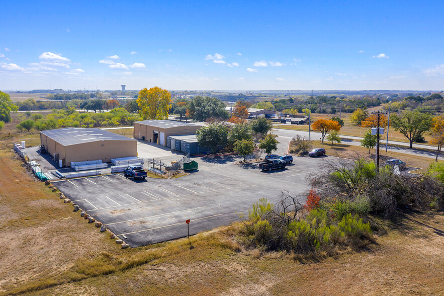 1300 Universal City Blvd, Universal City, TX for sale - Building Photo - Image 3 of 84