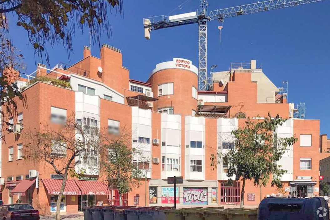 Multifamily in Madrid, MAD for sale Building Photo- Image 1 of 2