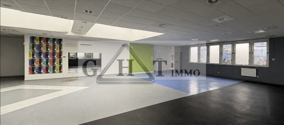 Industrial in Évry-Courcouronnes for lease - Interior Photo - Image 3 of 3