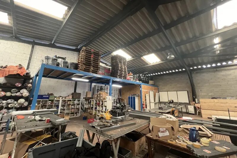 Flex in Montpellier for lease - Interior Photo - Image 2 of 4