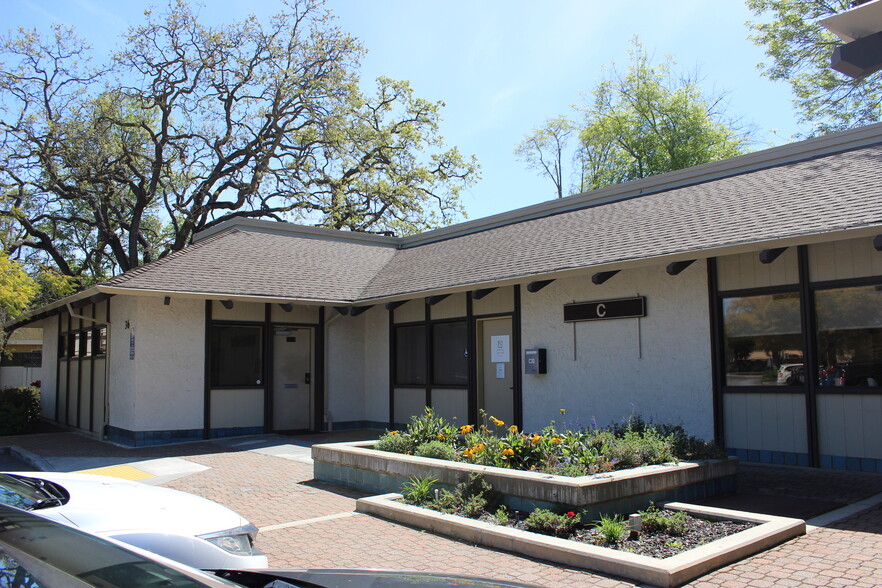 800 Pollard Rd, Los Gatos, CA for lease - Building Photo - Image 3 of 5