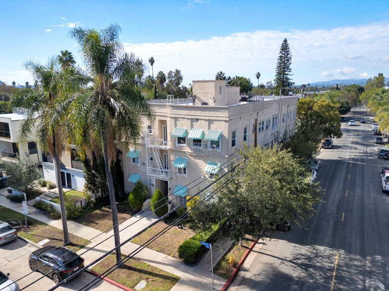 859 N June St, Los Angeles, CA for sale - Building Photo - Image 2 of 11